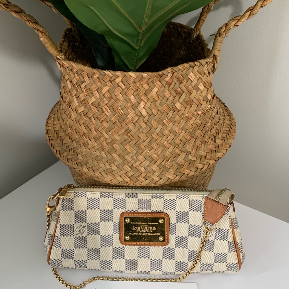 Louis Vuitton Eva Clutch